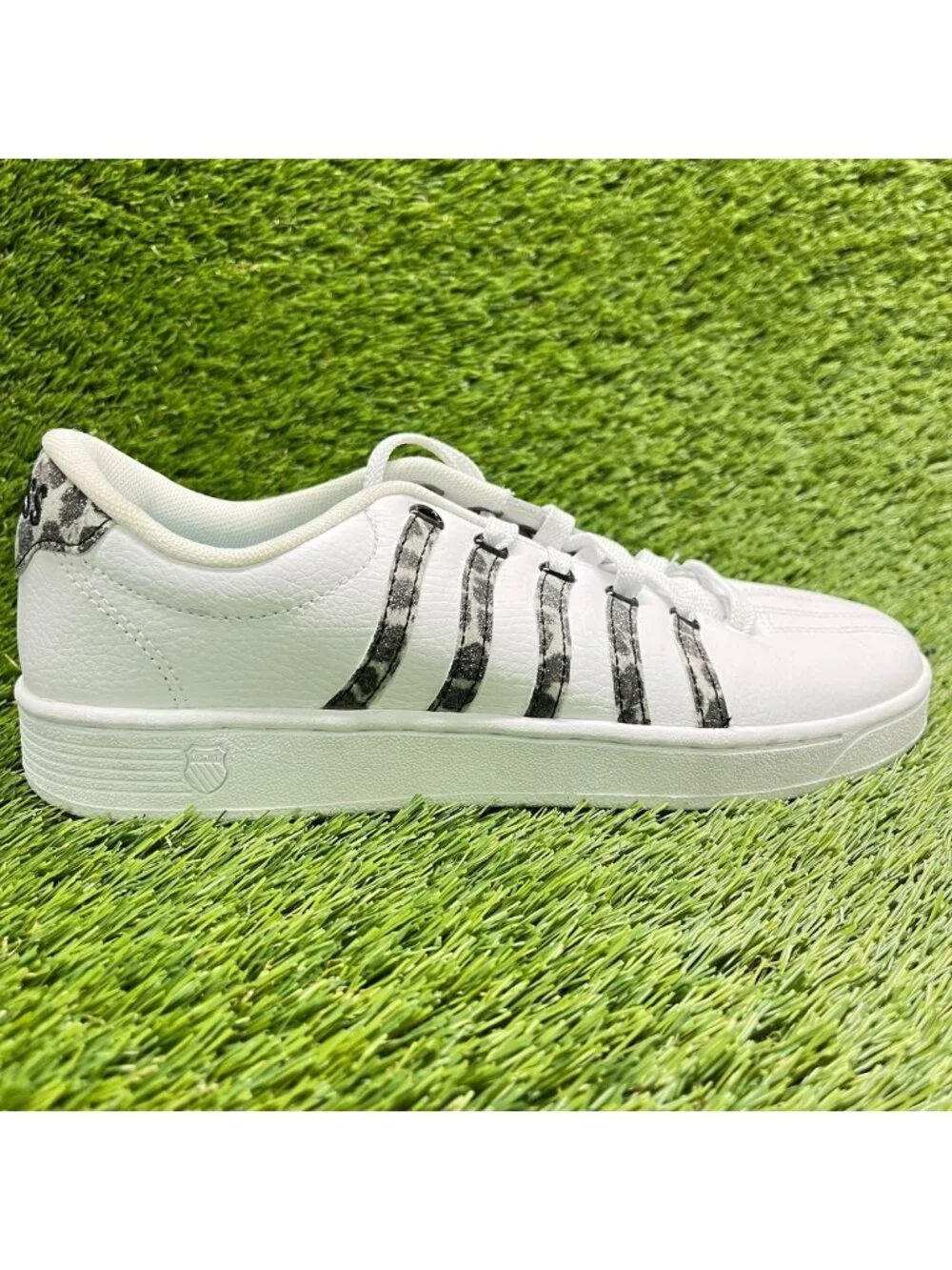 K-Swiss Court Pro II Leopard Womens Size 9 White Black Athletic Shoes Sneakers